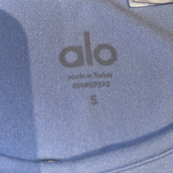 ALO Yoga Vixen Cutout Seamless Tank Top in Light Blue - Picture 5 of 10